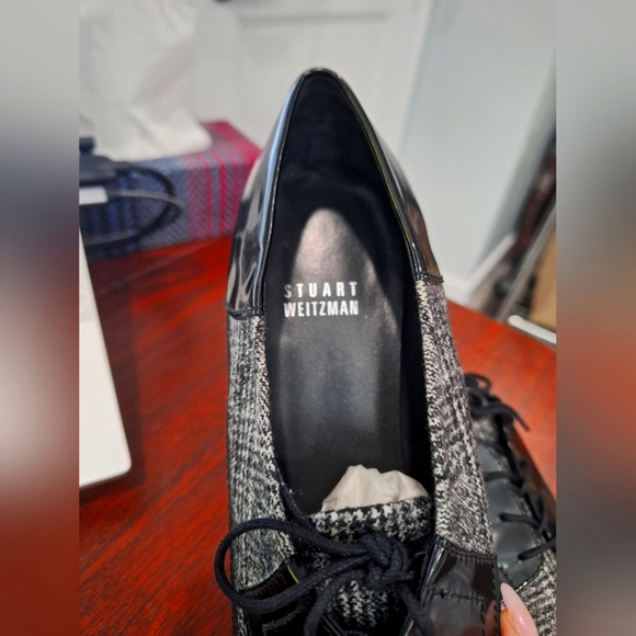 Stuart Weitzman Oxford Flats 8 - Picture 2 of 4